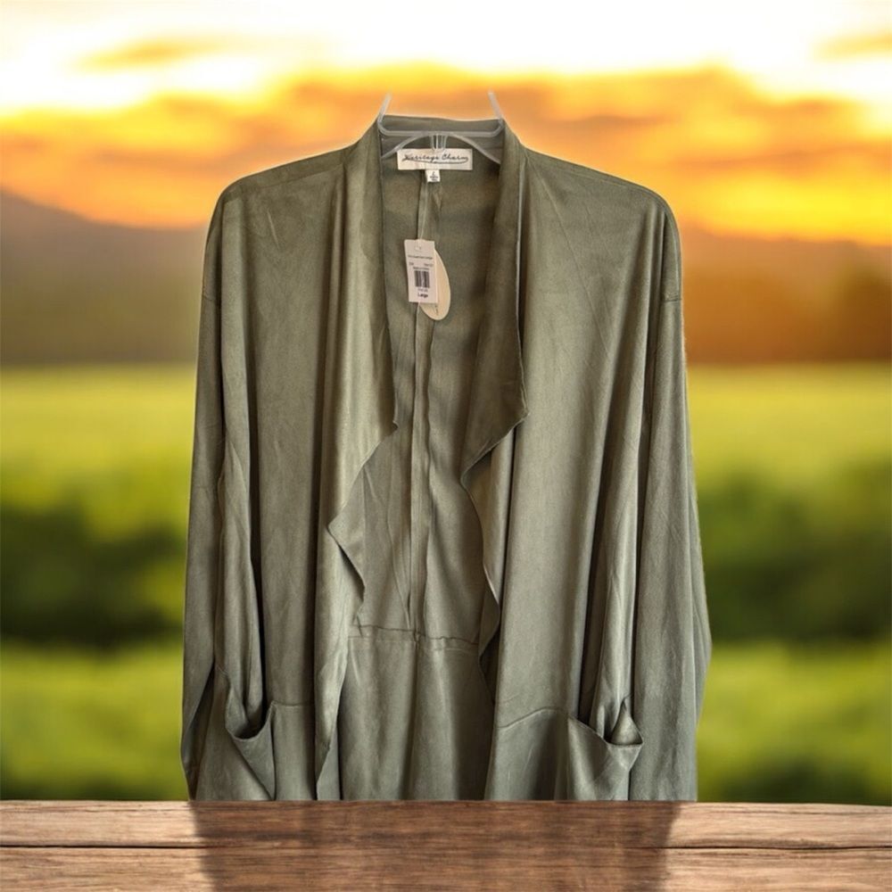 🌻NEW Heritage  Charm Faux Green Suede Women’s Cardigan - L- NWT
